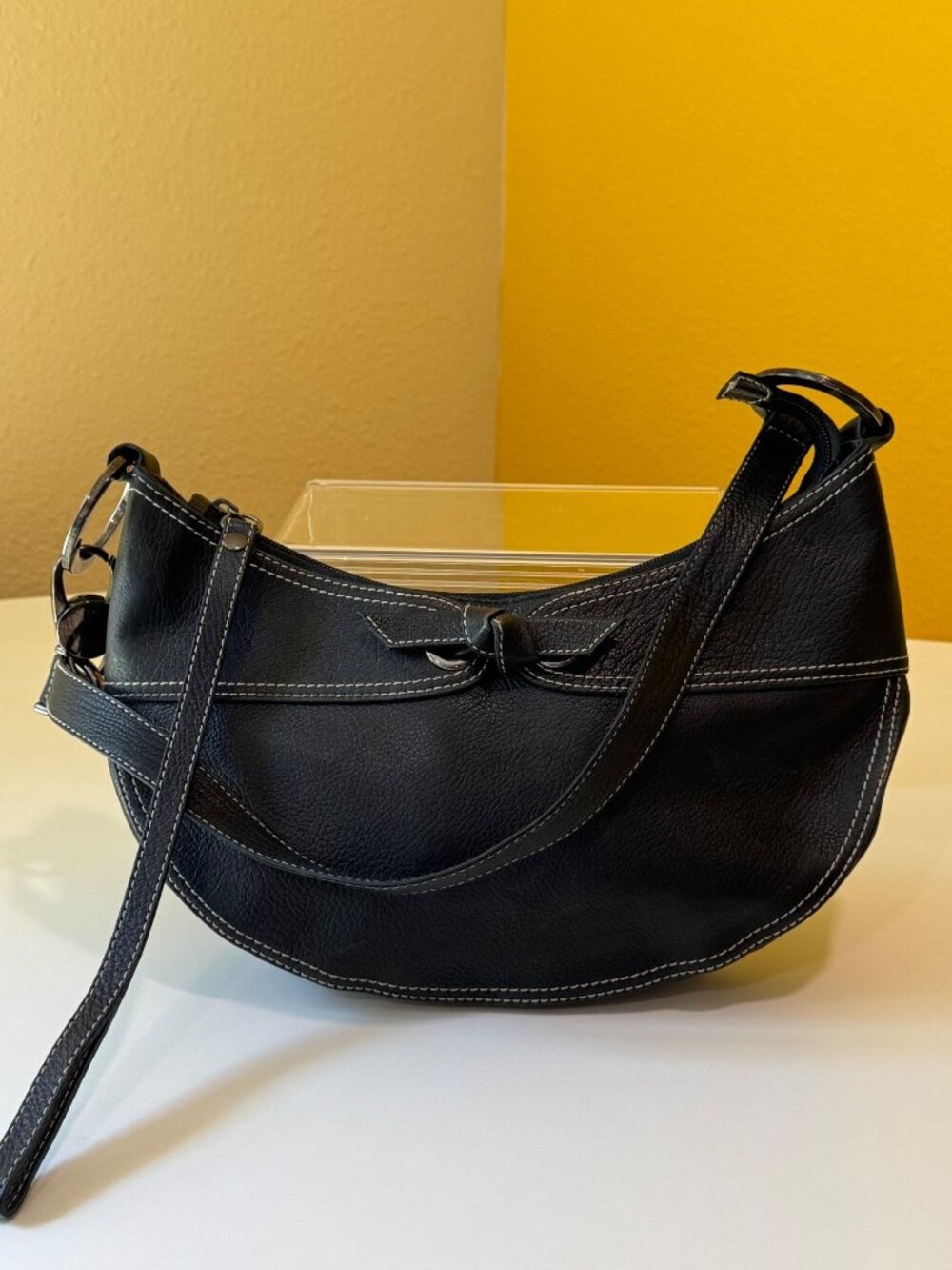 Stuart Weitzman Black Leather Shoulder Bag With Bow Detail & White Stitching